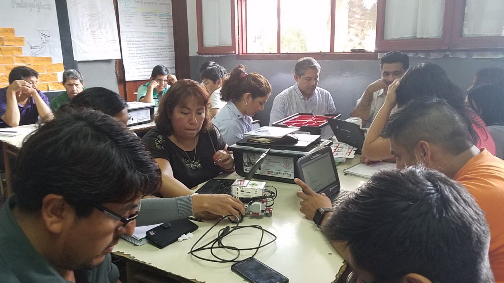 Avanza la robótica educativa en escuelas rurales de Jujuy - Sobre Tiza